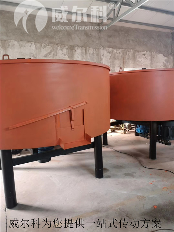 BLD5-59擺線針輪減速機應用于水泥攪拌兩次儲料罐